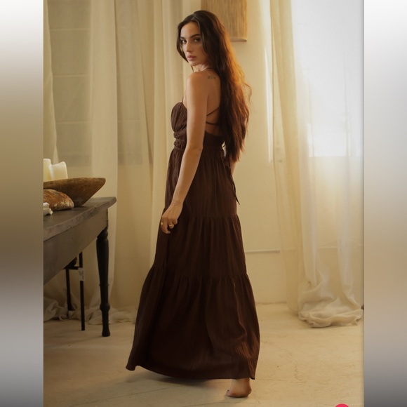 Light Breeze Maxi Dress - Picture 2 of 4